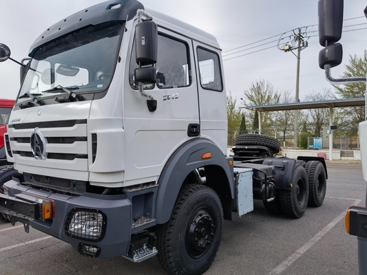 Capacidade de combustível de alumínio ligado de 400L 6X4 Beiben Tractor Truck Head com capacidade de motor&gt; 8L
