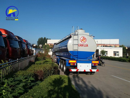 Pedido personalizado Tanque de combustível de cor branca e azul Semi-reboque com banda de rodagem de 1820mm