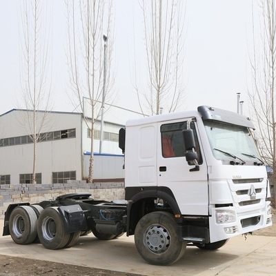 6800*2500*3200mm Usado 375HP 371HP 6 4 Sinotruk HOWO caminhão-trator para a sua logística