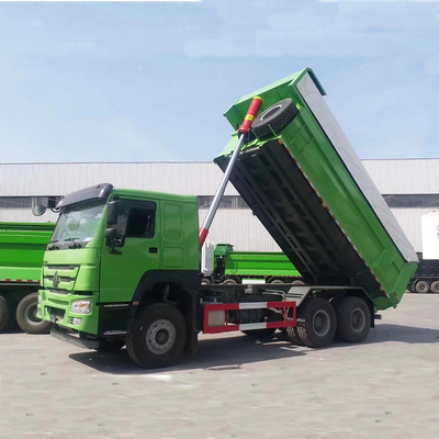 375HP Sinotruck HOWO Foton 6X4 Tipper Dump Truck Motor Capacidade&gt; 8L e 300L Tanker de combustível