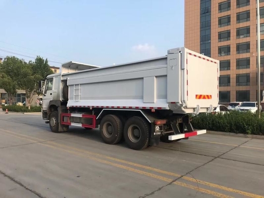 10 1 Pneus 21-30t Capacidade de carga 6X4 20m3 HOWO Sinotruk 371 Caminhão para carga pesada