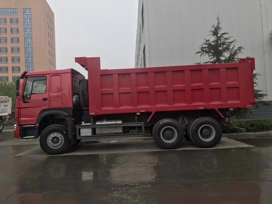 10 Pneus 375HP Gana caminhão de rebento com rebento ventral eficiente de levantamento hidráulico