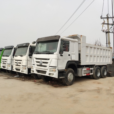Pedido personalizado Sinotruck HOWO 6X4 camião de lixo usado em Botswana com personalização