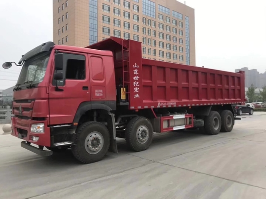 Caminhão de 12 rodas 8X4 Sinotruck 40 metros cúbicos Caminhão de desvio com eixo dianteiro Hf9 certificado pela ISO