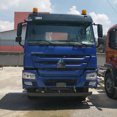 Design de pneu radial e caixa de engrenagens Hw19710 Sinotruk 6X4 HOWO Container Truck Head Used Tractor
