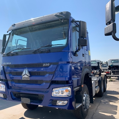 Design de pneu radial e caixa de engrenagens Hw19710 Sinotruk 6X4 HOWO Container Truck Head Used Tractor