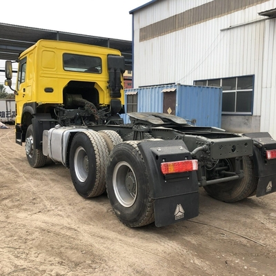 Cisterna de óleo de alumínio de 400L Sinotruk HOWO Tractor Head Trailer Truck para o mercado da Etiópia