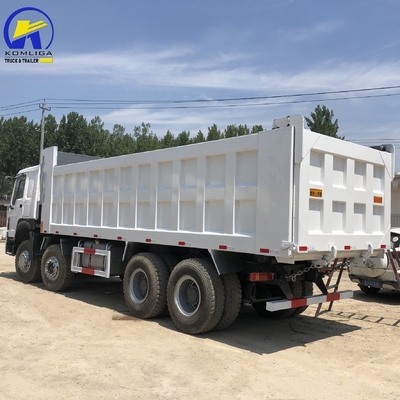 Caminhão de descarga pesado usado de 8X4 de 60 toneladas Sinotruk em boas condições com pneus radiais de 1200r20