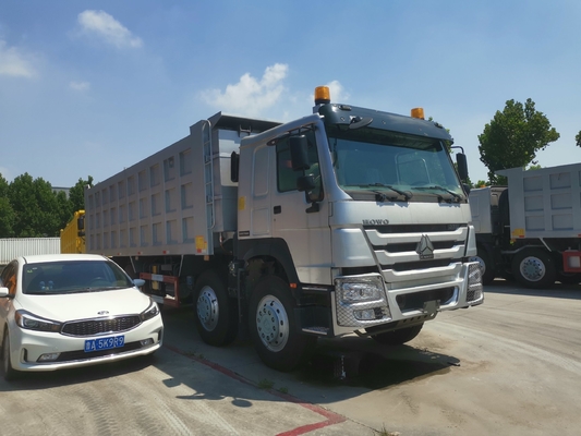 25-30 toneladas Capacidade Sinotruk HOWO 8X4 camião de descarga pesado com sistema de direção Zf8118