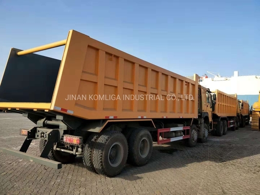 Cnhtc HOWO Sinotruk 8X4 camião de descarga/caminhão de descarga/caminhão pesado com depósito de combustível de 300 litros
