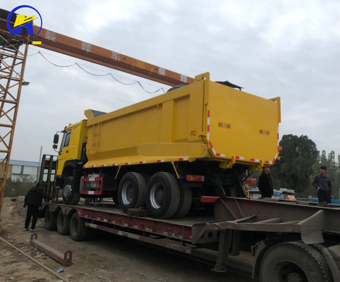 Usado HOWO 6X4 Dump Truck 375 HP Direção à esquerda caminhão de minas com motor D12.42