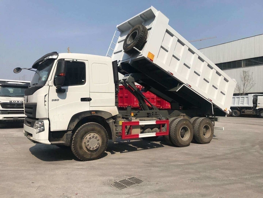Sinotruk 3 0tons 6X4 10 Pneus HOWO Camiões de desvio com levantamento hidráulico de desvio ventral