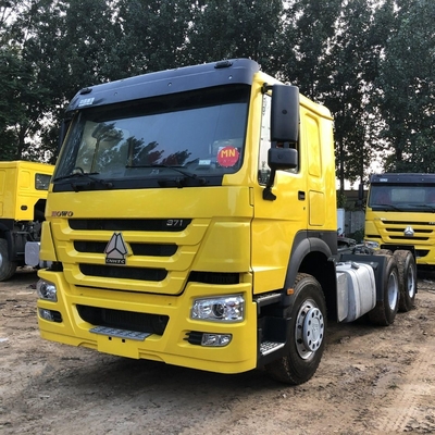 Sinotruk HOWO Caminhão de cabeça de tractor para motor de reboque de capacidade &gt; 8L Base de tração opcional
