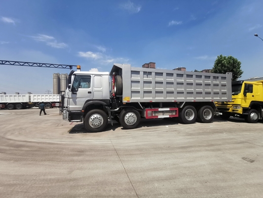 Caminhão pesado de 30-50 toneladas usado Sinotruk HOWO 371HP 8X4 com estrutura durável