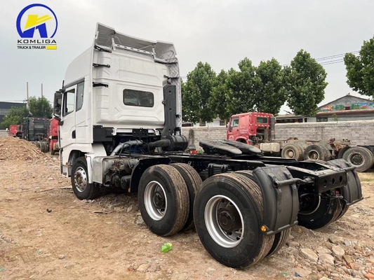 Homem 16 toneladas Biestágio de redução de engrenagem 6.5 Rapto de velocidade Shacman 6X4 Prime Mover Head Truck