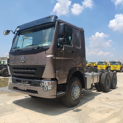 Sinotruk HOWO 3 eixos Tractor Truck Tower Truck para 21-30t Capacidade de carga Euro2 Emissão