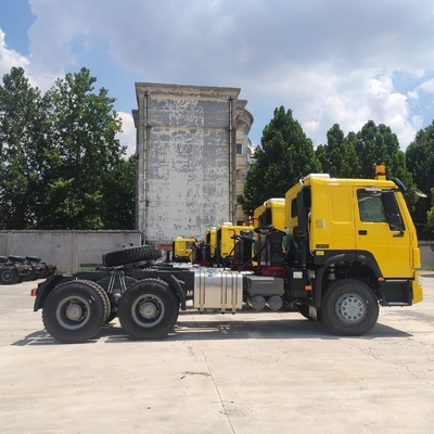 Sinotruk HOWO 3 eixos Tractor Truck Tower Truck para 21-30t Capacidade de carga Euro2 Emissão