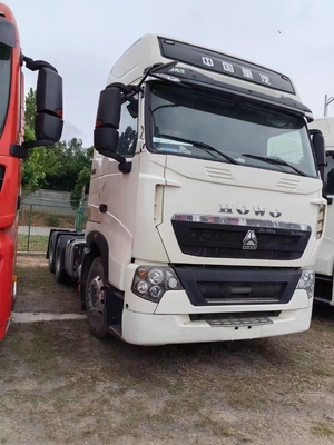 Padrão de emissões Euro 2 Usado 2022 Ano 6X4 HOWO 570HP caminhão-trator para o mercado russo