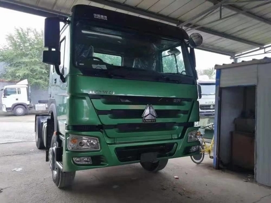 Eixo dianteiro 9 toneladas Sinotruk HOWO Utilizado 10 rodas 6*4 Tractor Head Trailer Truck Venda