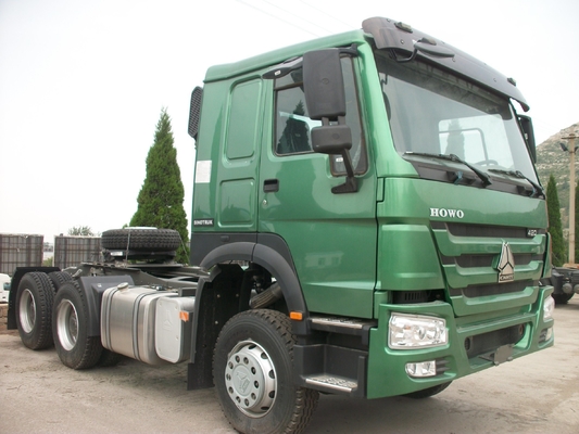 Sinotruk HOWO 6*4 420HP Trailer Head Truck Trator Truck com 6800*2500*3200mm Tamanho