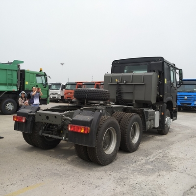 Sinotruk HOWO 6*4 420HP Trailer Head Truck Trator Truck com 6800*2500*3200mm Tamanho