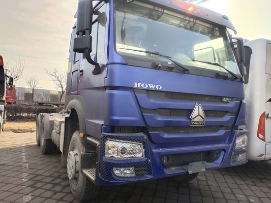 Sinotruk HOWO 6*4 420HP Trailer Head Truck Trator Truck com 6800*2500*3200mm Tamanho