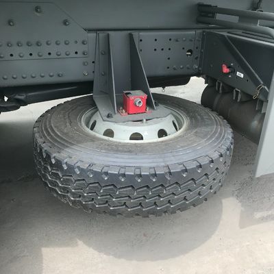 Cisterna de combustível de 300L Personalização de 12 rodas e usado HOWO 8X4 camião de descarga com elevação frontal