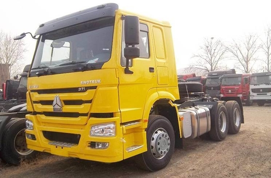 Design de pneu radial 371HP Sinotruk usado HOWO 6 * 4 caminhão tractor com 9 toneladas eixo dianteiro