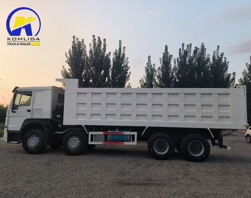Sinotruk HOWO 12 Pneus 8X4 caminhão de desvio com certificação de pneus GCC