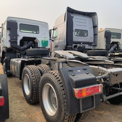Sinotruk HOWO de segunda mão 6X4 Tractor truck com cabeça de reboque de carga pesada com e ≤5 lugares