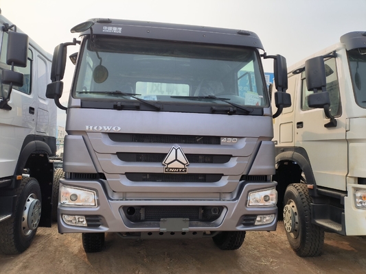 Alta capacidade de carga 21-30t Sinotruk HOWO Trator caminhão D12.42-20 Motor 6X4
