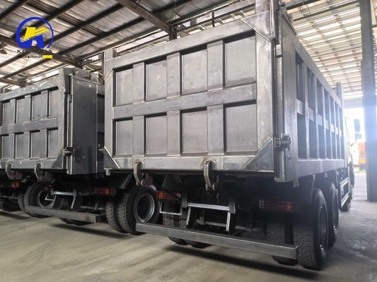 21-30t Capacidade de carga 8500*2500*3400mm Sinotruk HOWO 6X4 camião de descarga para Afria