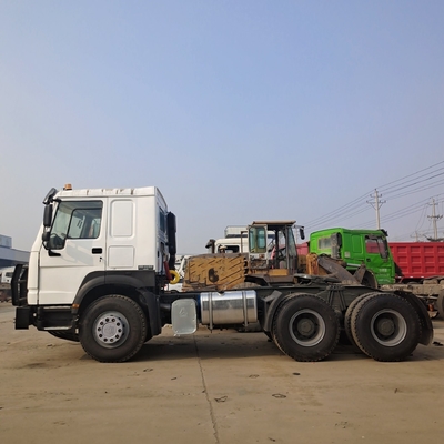 Caminhão Sino HOWO 6X4 Caminhão-trator/Movedor principal com base de tração 50 /90 Opcional