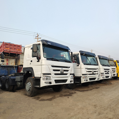 Sinotruk HOWO 10 Wheeler Heavy Duty 6*4 Tractor Head Trailer Truck para transporte