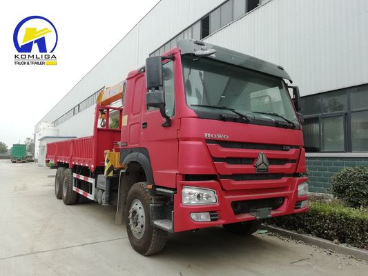 Caminhão de combustível de 300L Sinotruck HOWO 6X4 Caminhão montado 12tons 16tons guindaste para construção