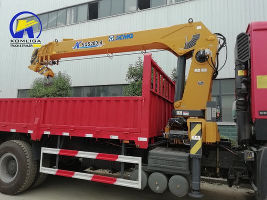 Caminhão de combustível de 300L Sinotruck HOWO 6X4 Caminhão montado 12tons 16tons guindaste para construção