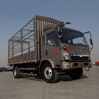 4.2 toneladas de eixo traseiro Sinotruk HOWO Cdw Mini Van Box 4X2 Cargo Truck com capacidade de carga de 1-10 t