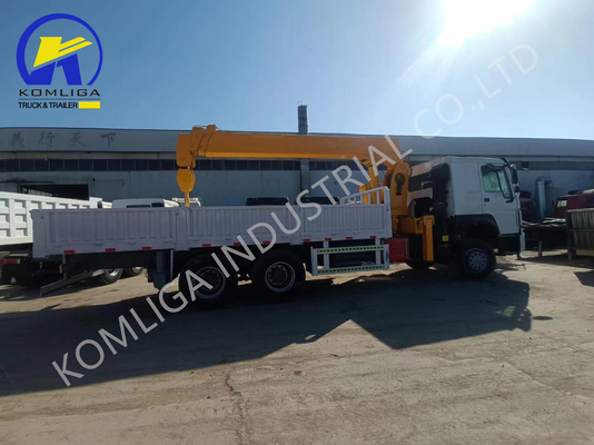 Caminhão de carga Sinotruk 6X4 HOWO usado com guindaste montado em boas condições e acessível