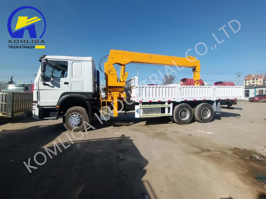 Caminhão de carga Sinotruk 6X4 HOWO usado com guindaste montado em boas condições e acessível