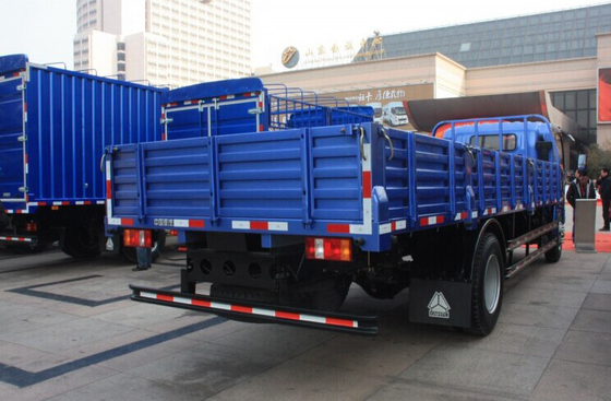 Mini Pickup Cargo/Tipper Truck Sinotrkuk HOWO 4X2 com corpo de carga 4200X2050X2000