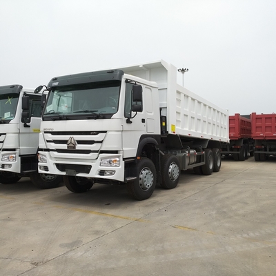 41-50t Capacidade de carga 11500*2500*3400mm 8X4 12 Rodas Sinotruk Utilizado