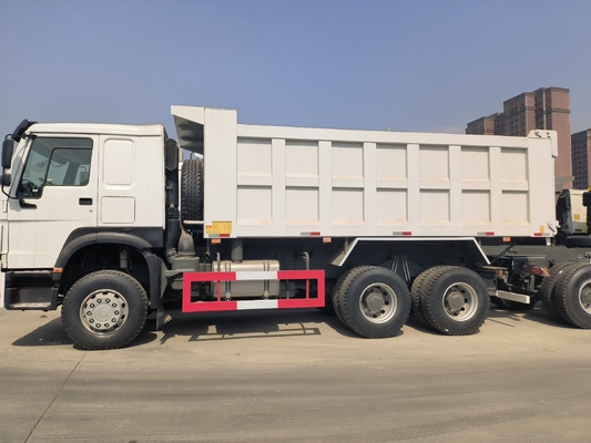 Sinotruk HOWO 6X4 10 Rodas Mineração Dumpper Tipper Usado Dump Truck com 300L Tanker de combustível