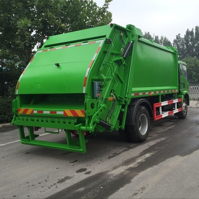 Sinotruk HOWO 4X2 Pequeno caminhão de lixo compactador de 5 toneladas 3 toneladas com 9726ml de deslocamento