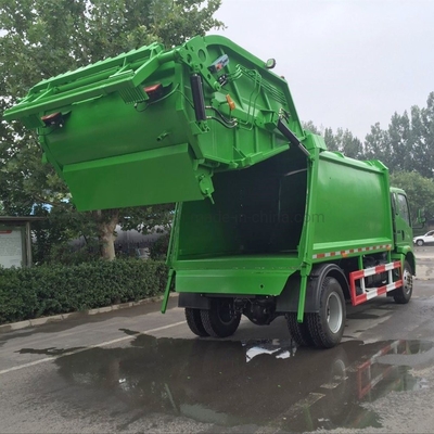 Sinotruk HOWO 4X2 Pequeno caminhão de lixo compactador de 5 toneladas 3 toneladas com 9726ml de deslocamento