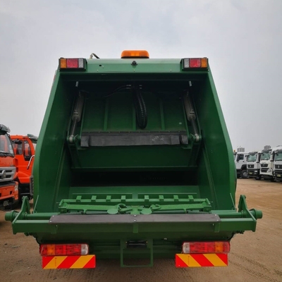 Caminhão Sino HOWO 4X2 Mini compactador de 5 toneladas Caminhão de lixo Tamanho para a norma de emissões Euro 2