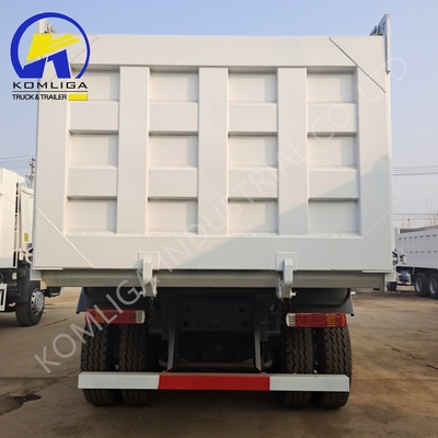 Um Sleeper com A / C Sinotruk HOWO 10 rodas 371HP camião de 21-30t capacidade de carga
