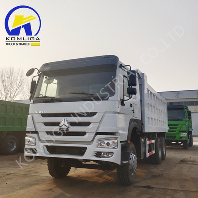 Um Sleeper com A / C Sinotruk HOWO 10 rodas 371HP camião de 21-30t capacidade de carga