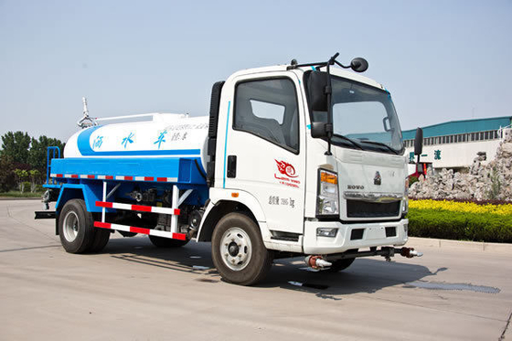 30T Carga útil Sinotruck HOWO 4X2 Mini 2000 galões caminhão de água com motor D12.42