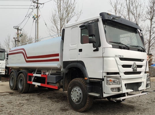 Carga útil de 30 toneladas Caminhão de água usado Tanque Sinotruck HOWO 6X4 10 Roda 375HP 20000 litros