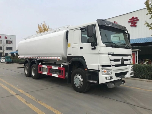 3000 galões 5000 galões 4X2 caminhão de combustível 6 rodas caminhão-tanque de óleo com Zf8118 direção